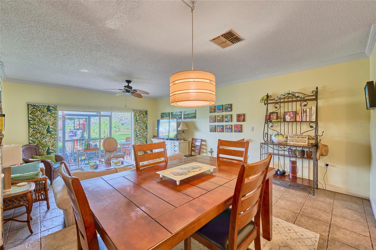 GREENBRIAR VILLAS CONDO - Residential