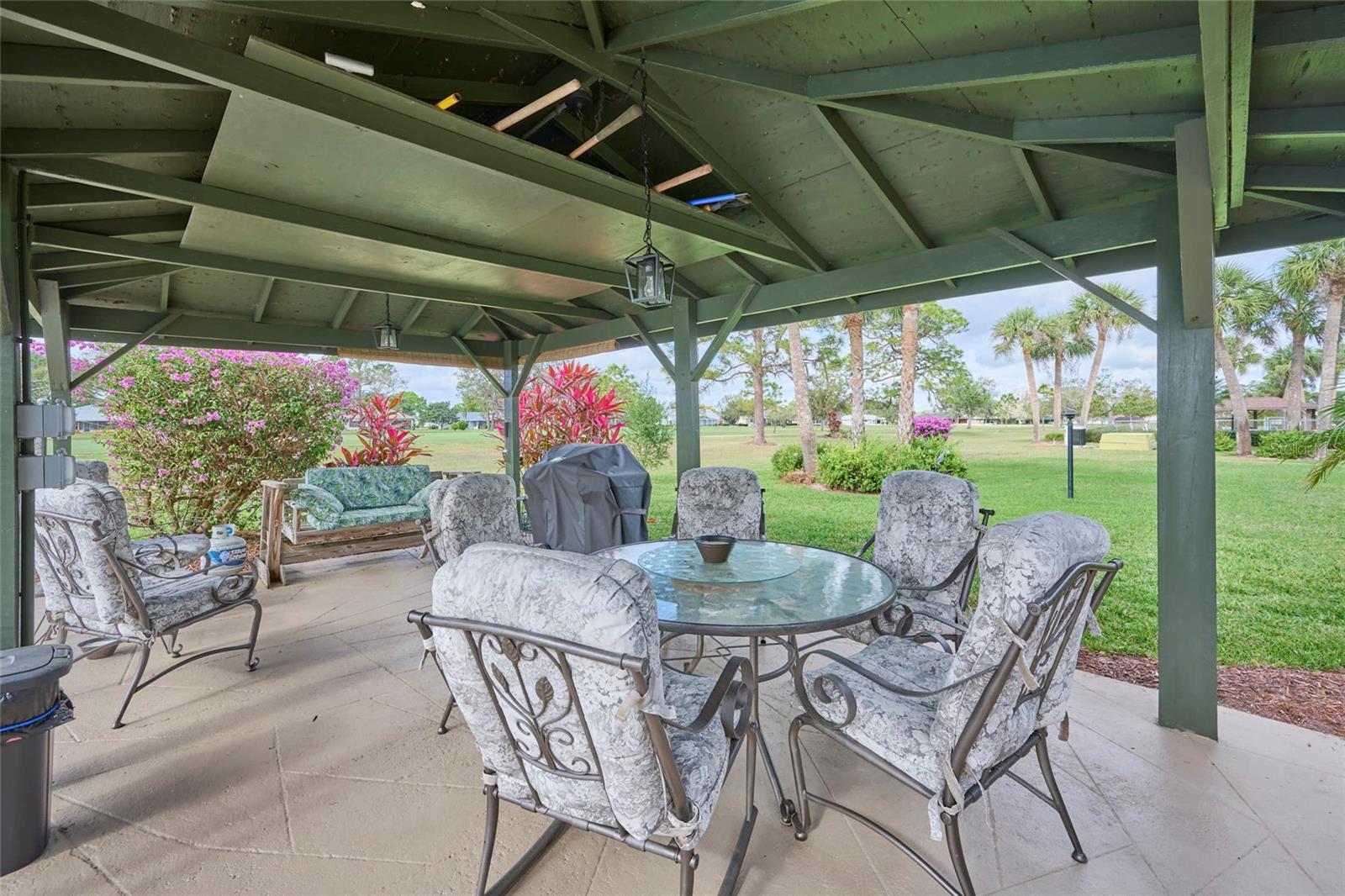 GREENBRIAR VILLAS CONDO - Residential