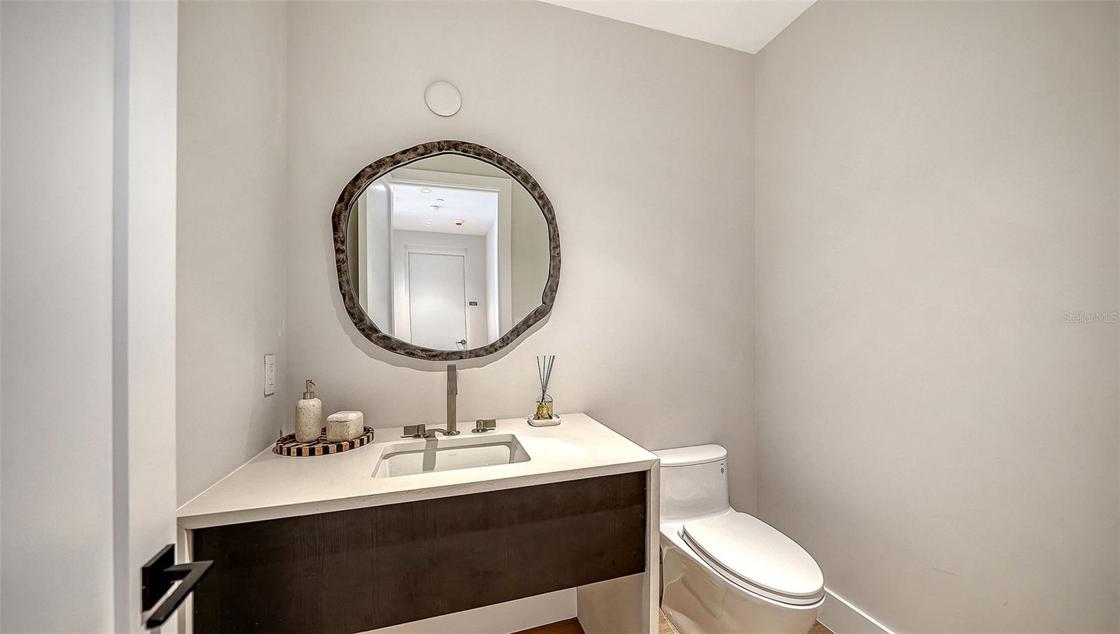 PENINSULA SARASOTA - Residential