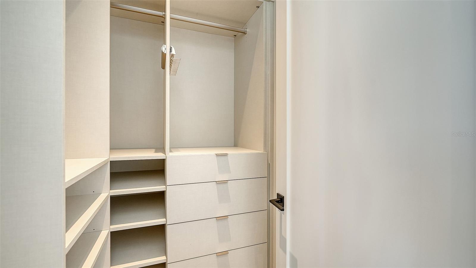 PENINSULA SARASOTA - Residential