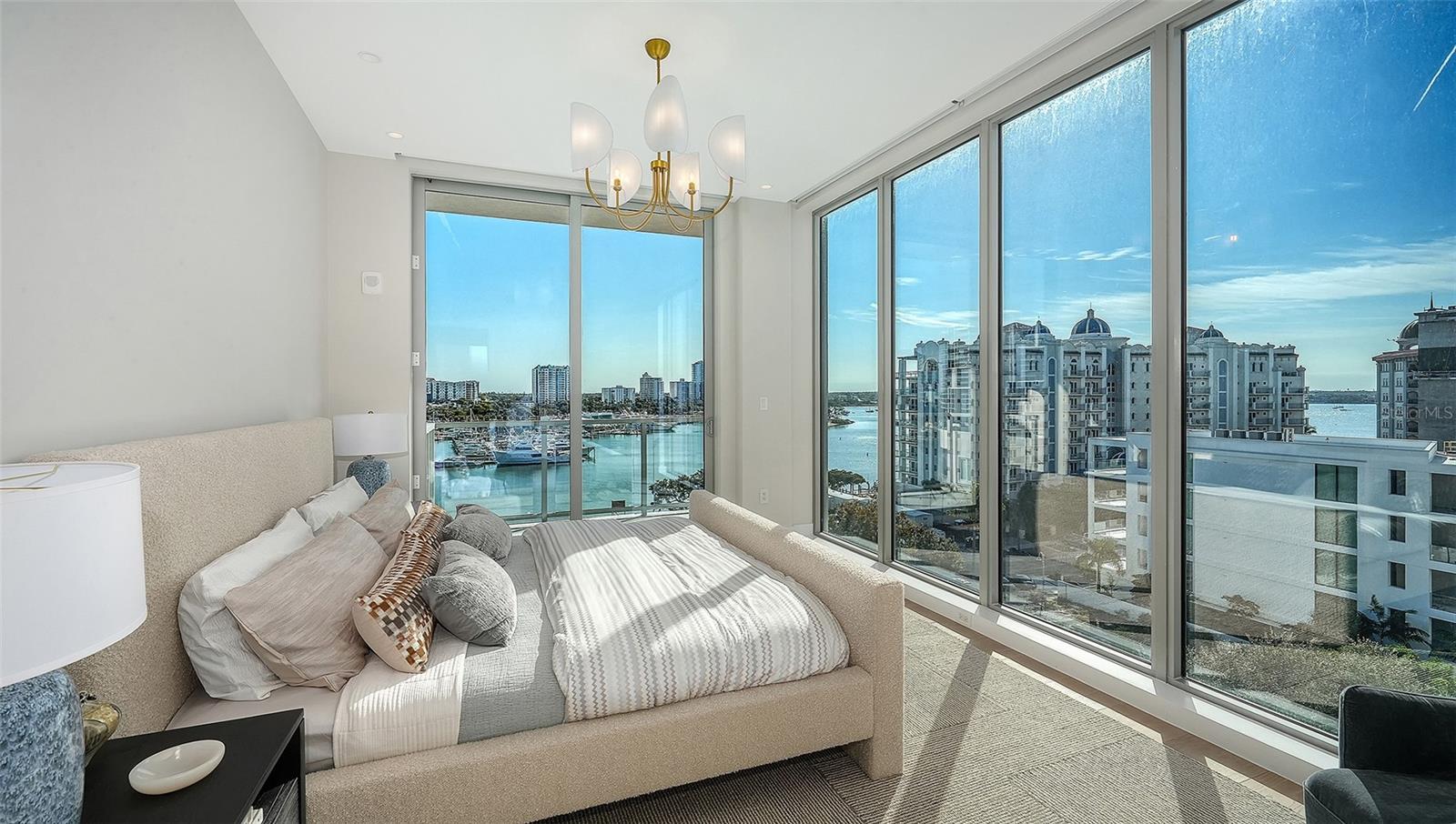 PENINSULA SARASOTA - Residential