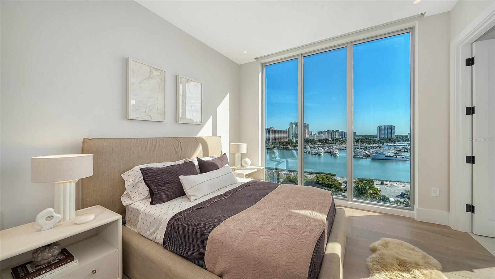 PENINSULA SARASOTA - Residential