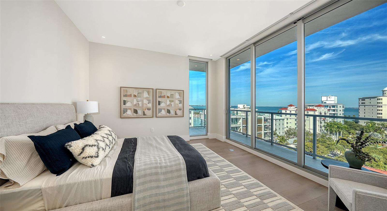 PENINSULA SARASOTA - Residential