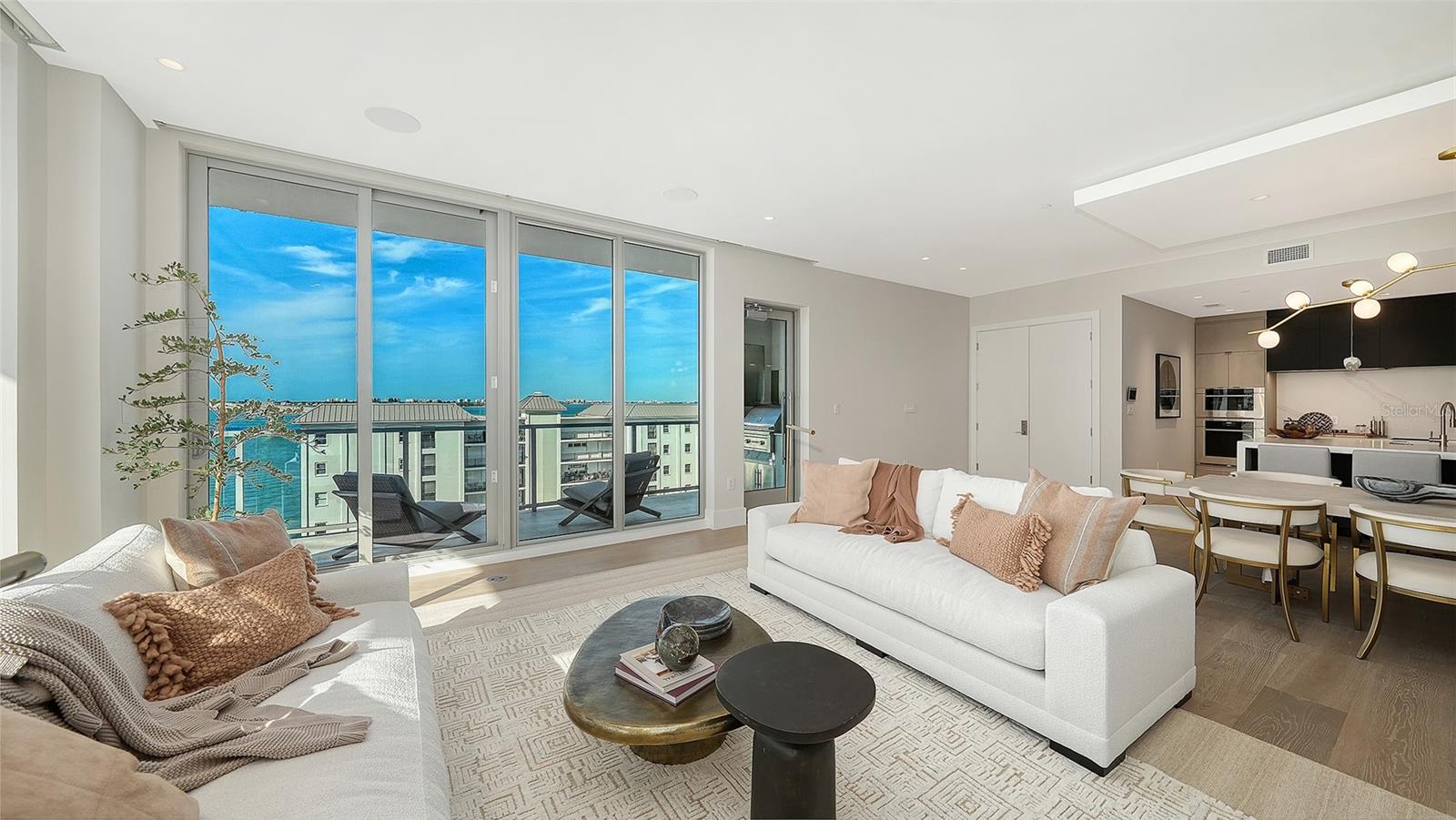 PENINSULA SARASOTA - Residential