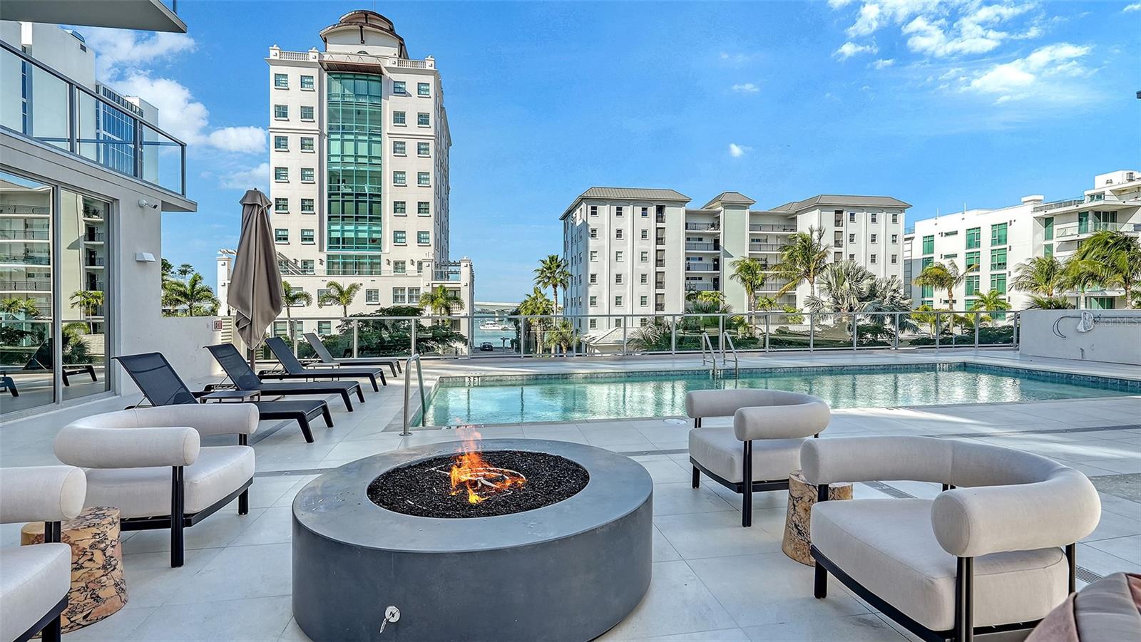 PENINSULA SARASOTA - Residential