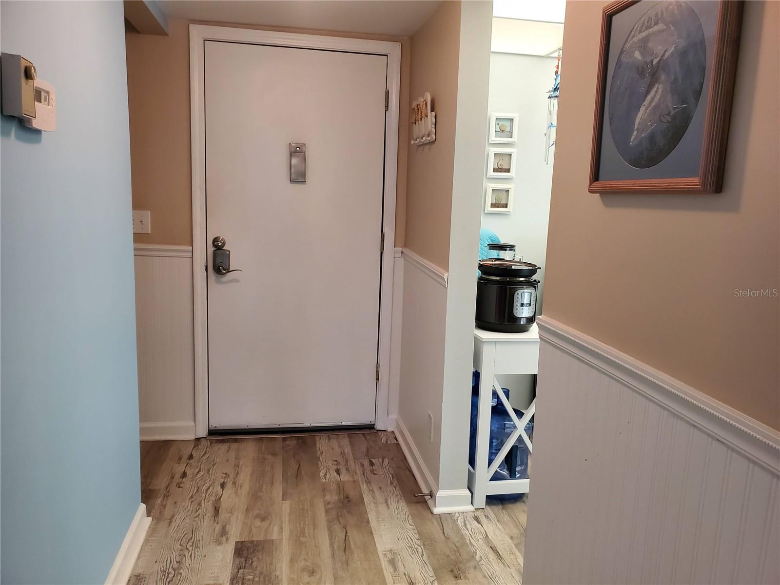 WATERS EDGE 1 CONDO - Residential