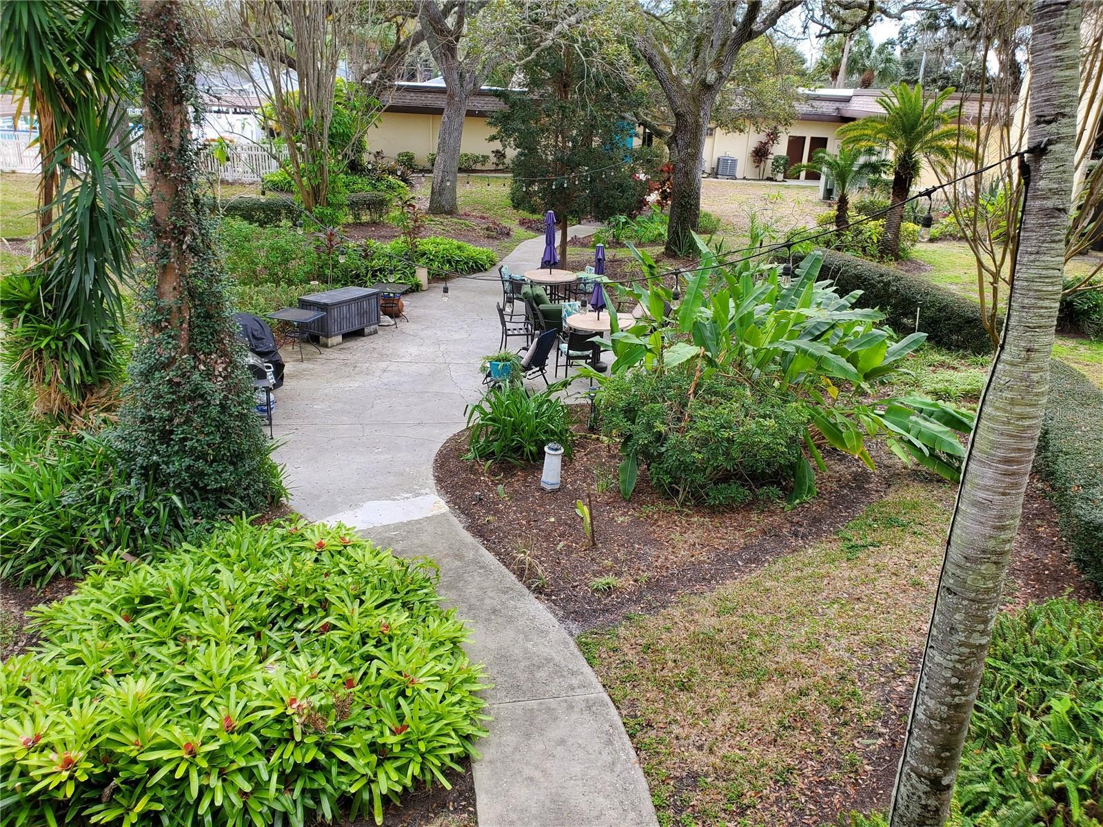 WATERS EDGE 1 CONDO - Residential