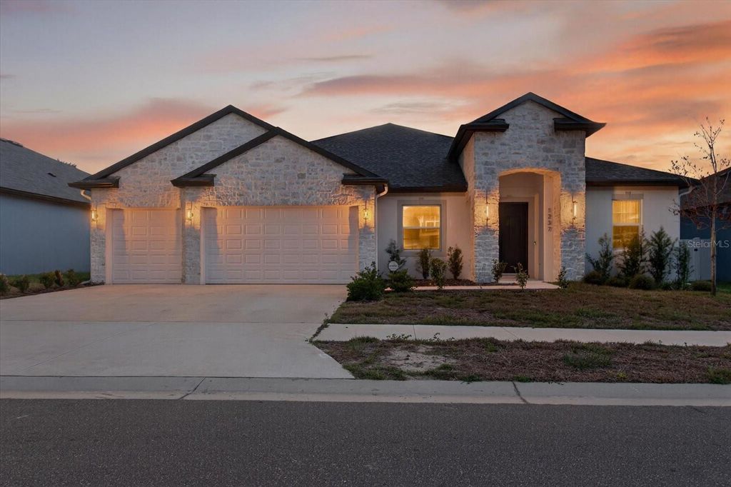 Photo of 1237 Kelsa Anne Drive, Spring Hill, FL 34609 (MLS # TB8432264)