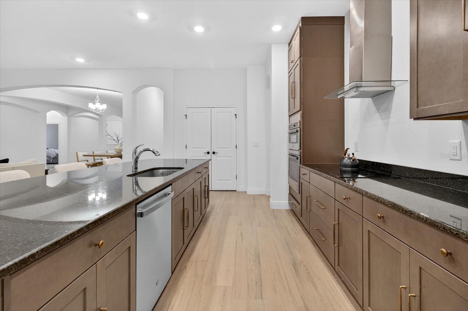 WHITING ESTATES - Residential