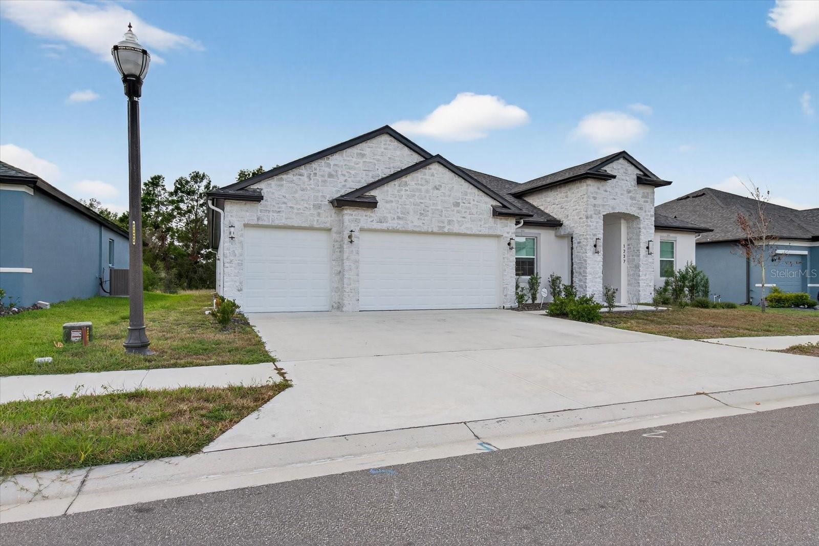 WHITING ESTATES - Residential