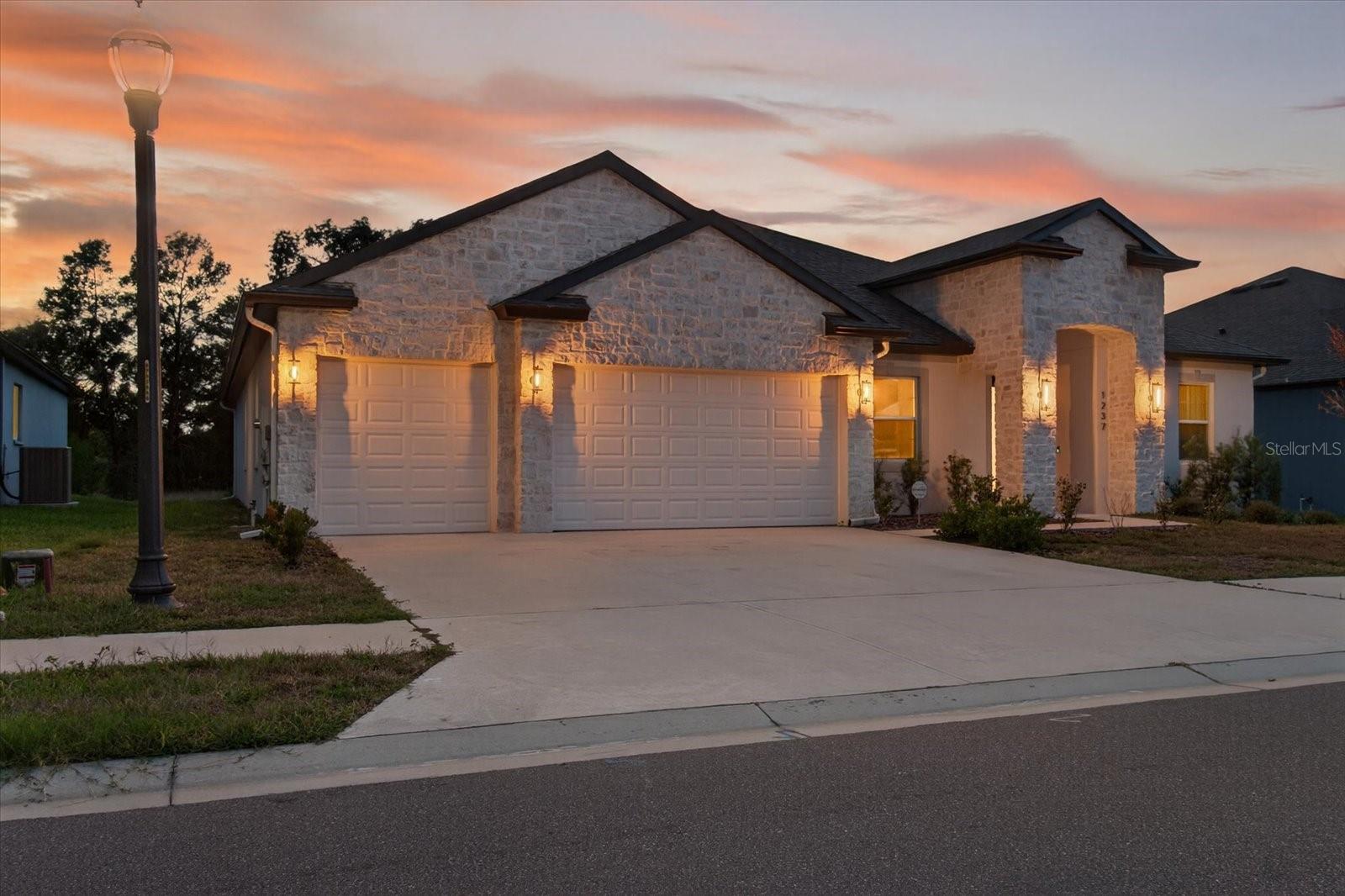 WHITING ESTATES - Residential