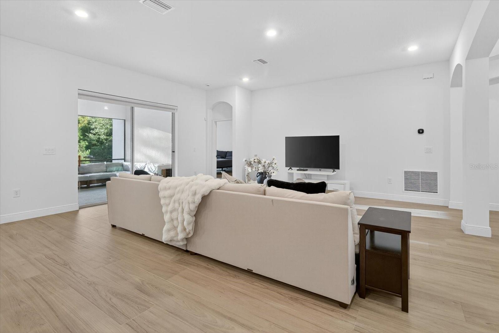 WHITING ESTATES - Residential