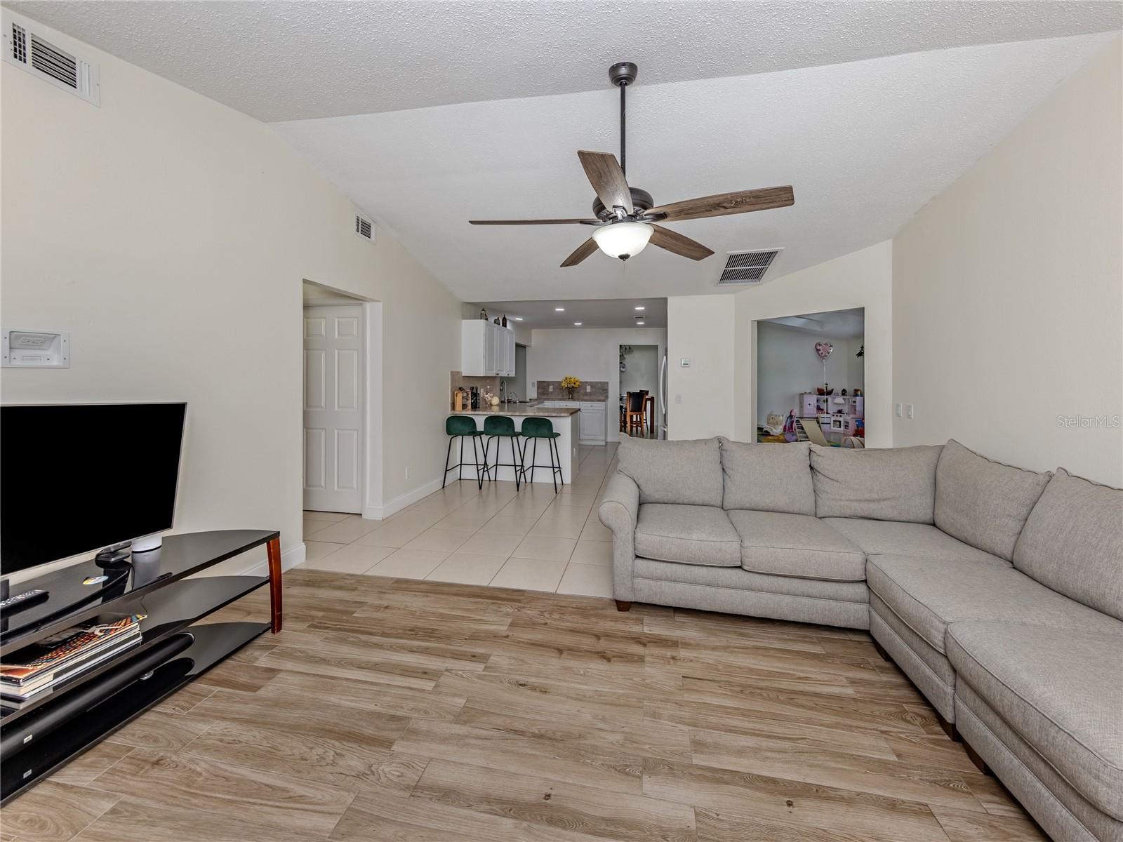 PUNTA GORDA ISLES SEC 20 - Residential