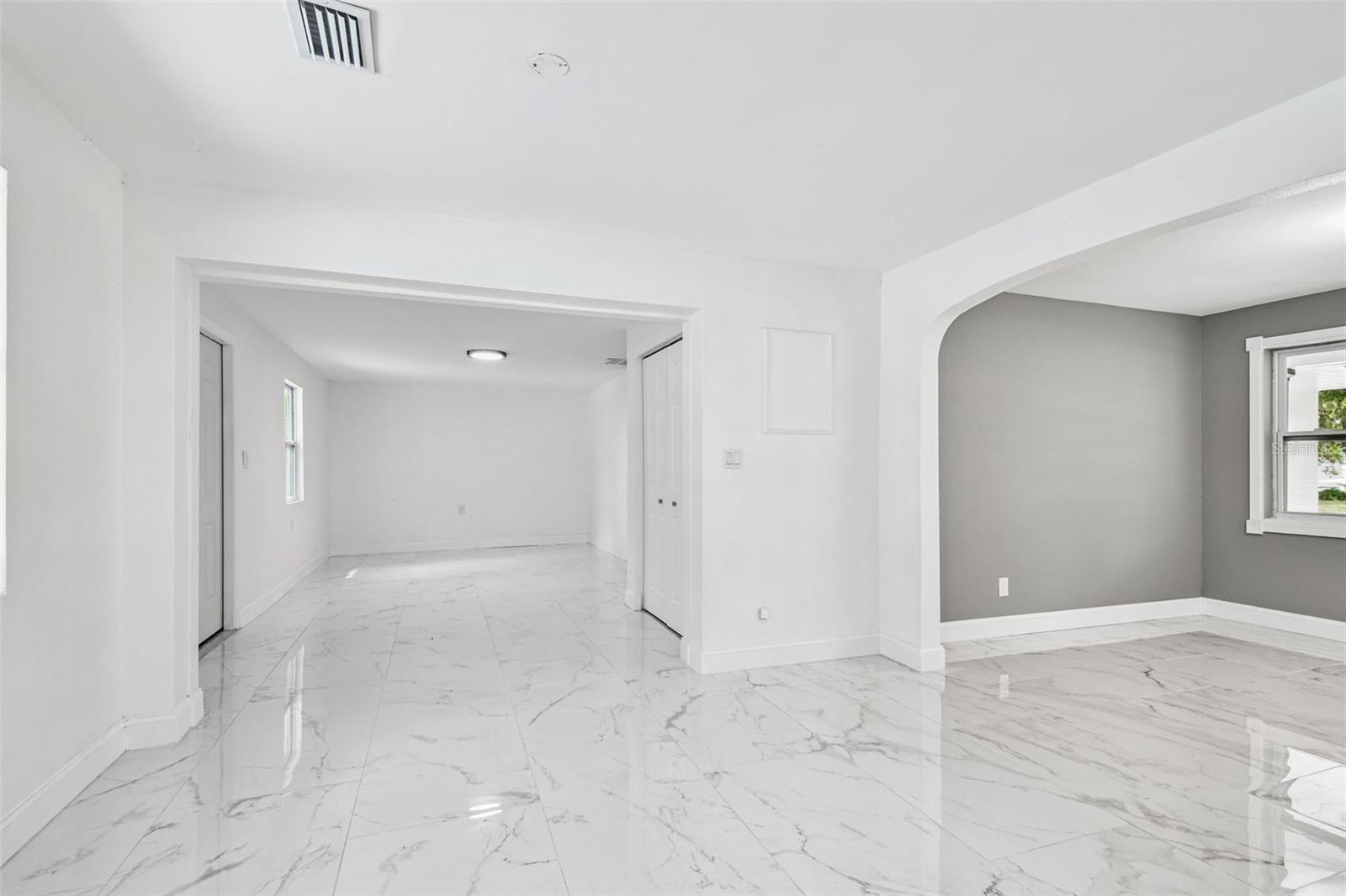 OLD GROVE - Residential Lease