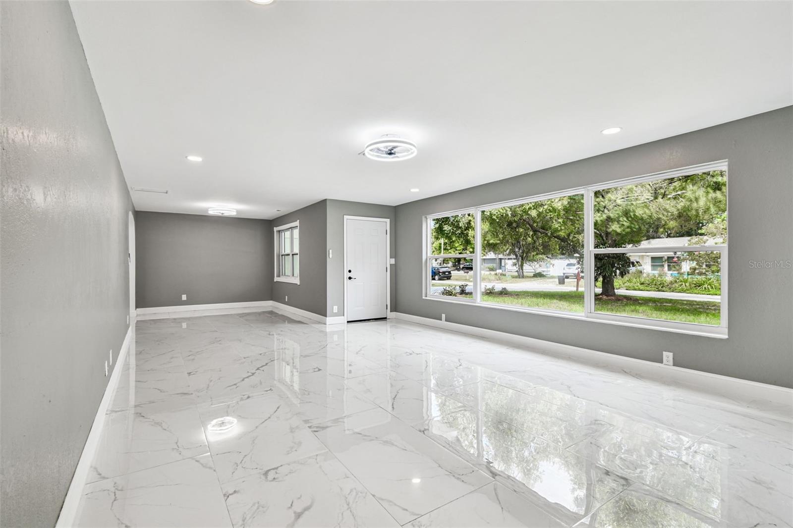 OLD GROVE - Residential Lease