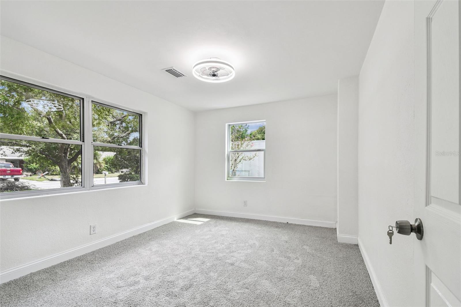 OLD GROVE - Residential Lease