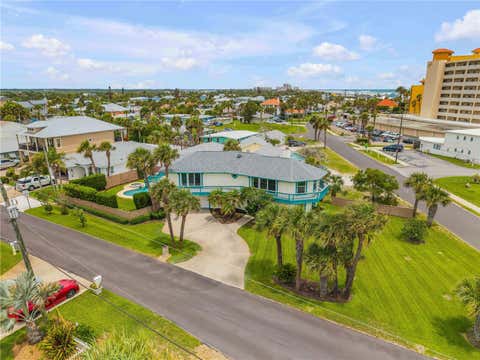 Photo of 320 Due East Street, New Smyrna Beach, FL 32169 (MLS # NS1088396)