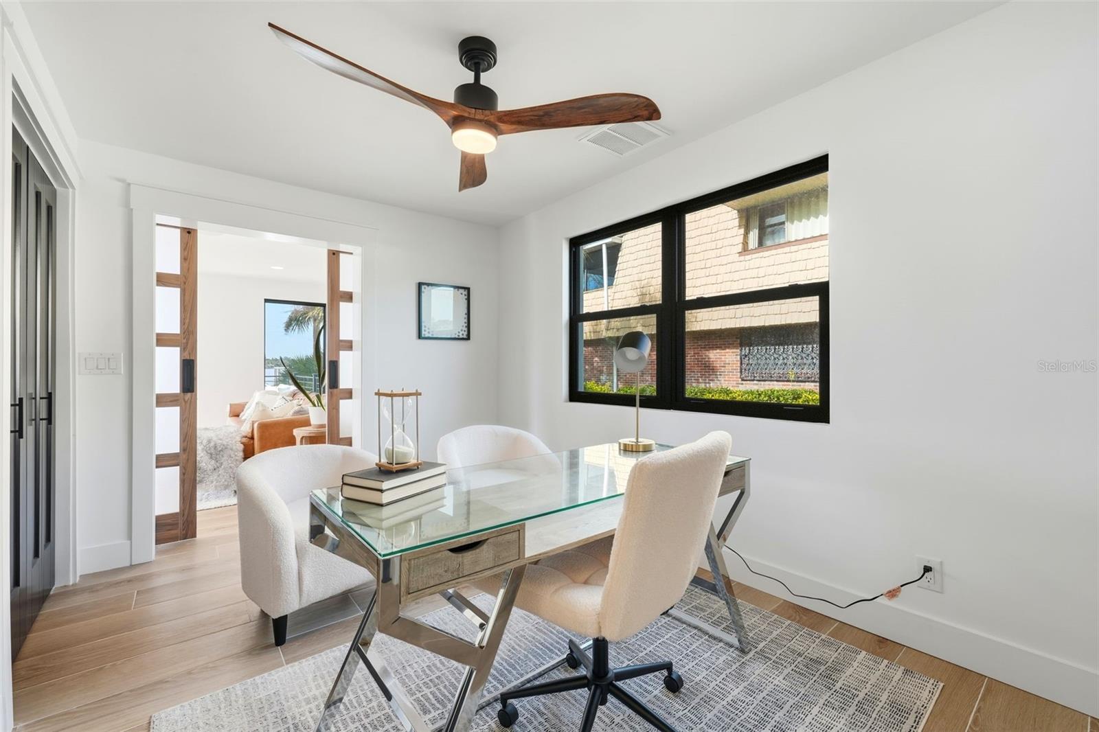 RIVERSIDE PARK - Residential