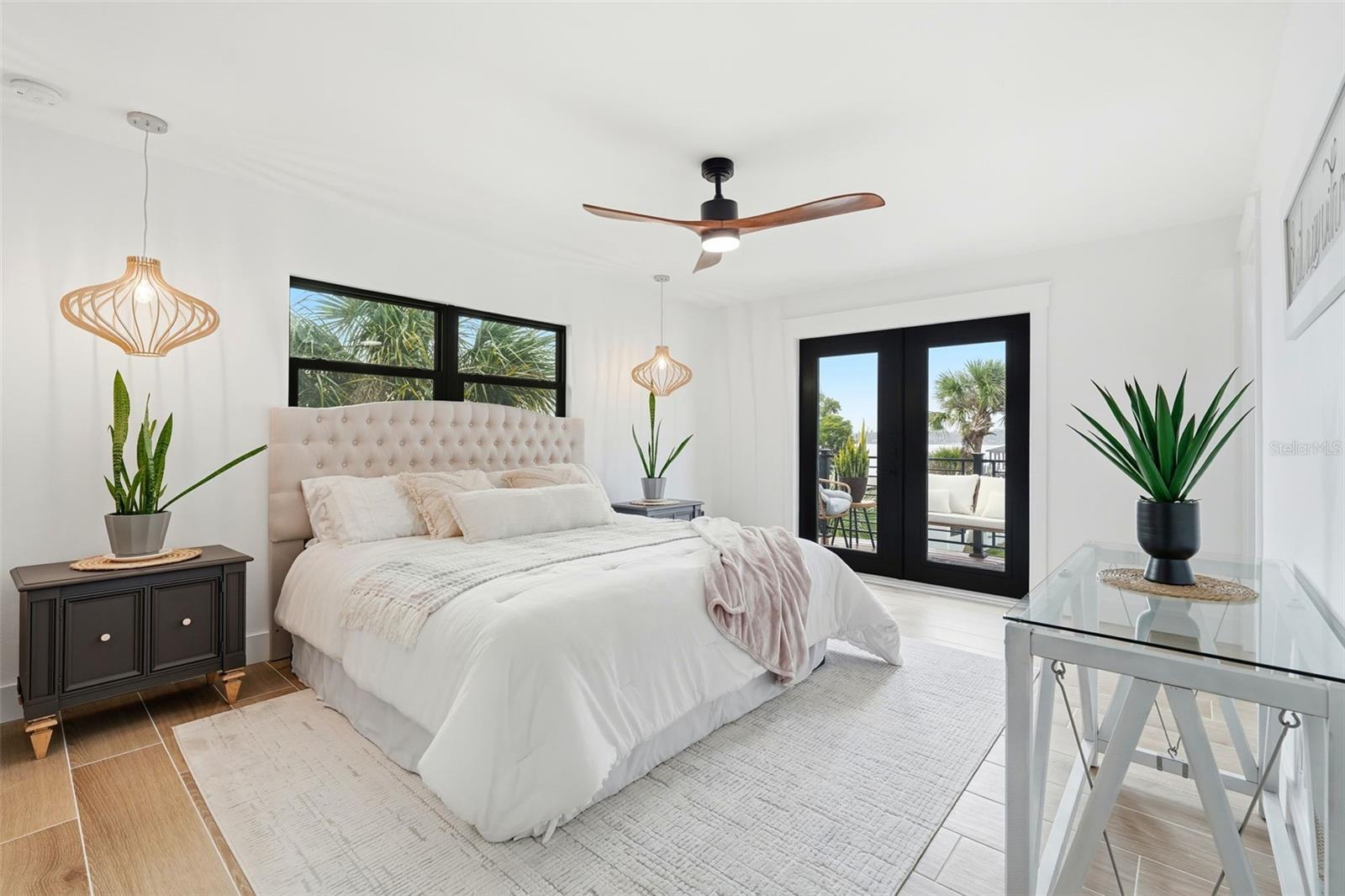 RIVERSIDE PARK - Residential