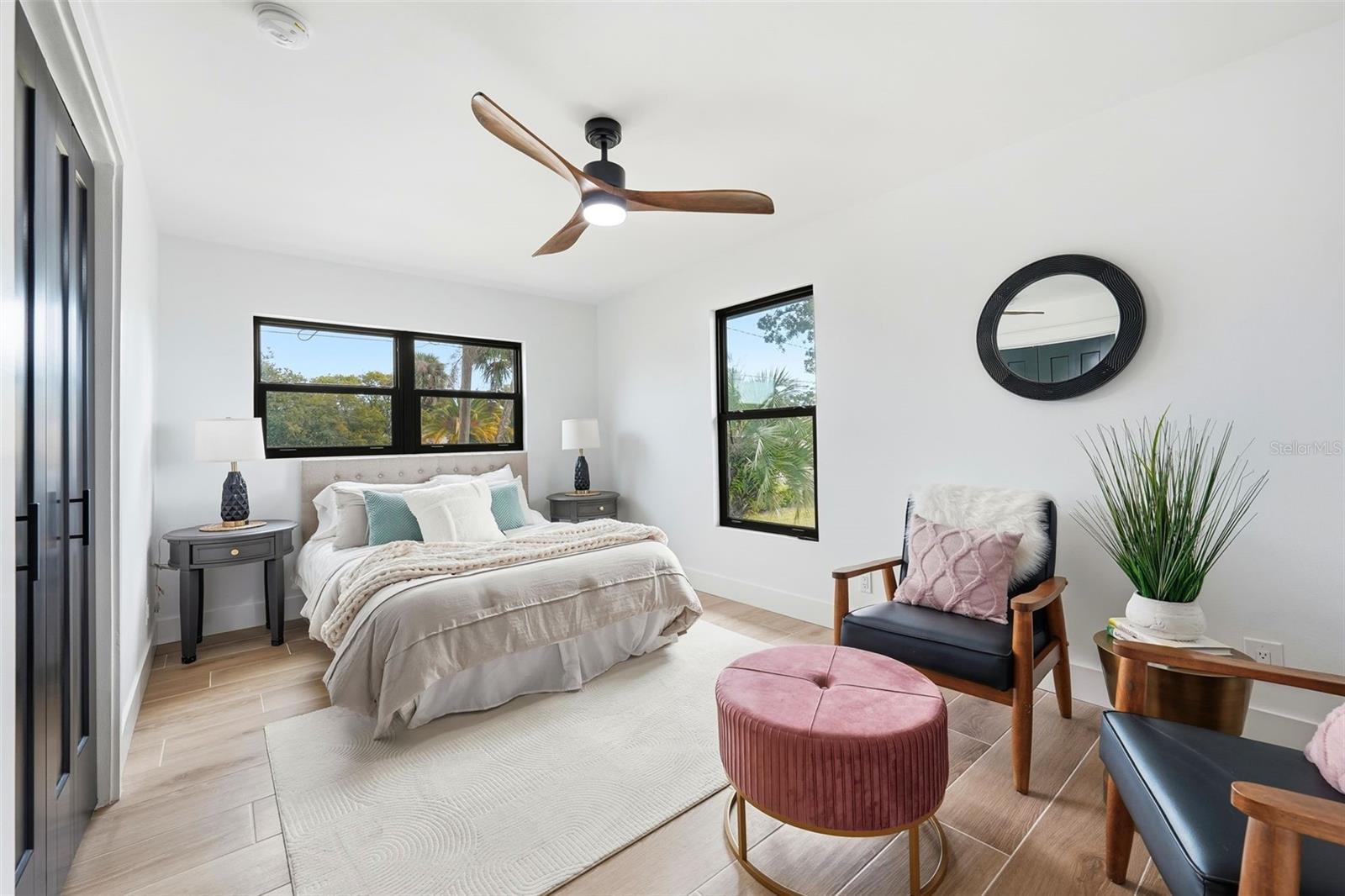 RIVERSIDE PARK - Residential