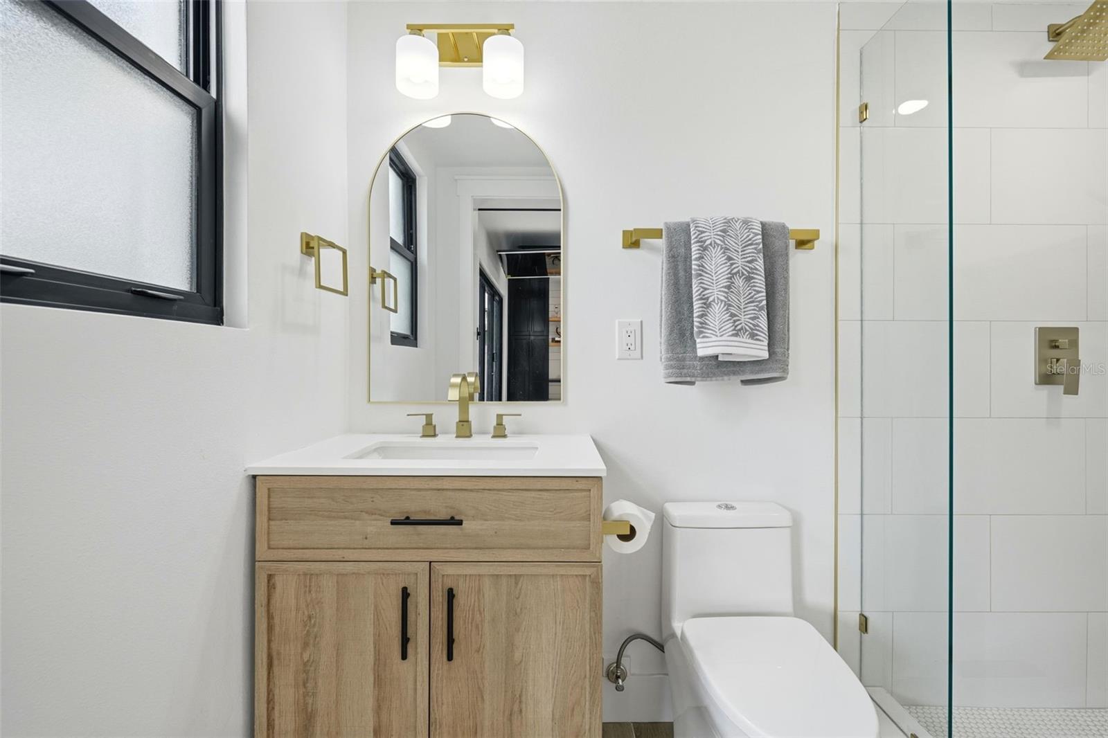 RIVERSIDE PARK - Residential