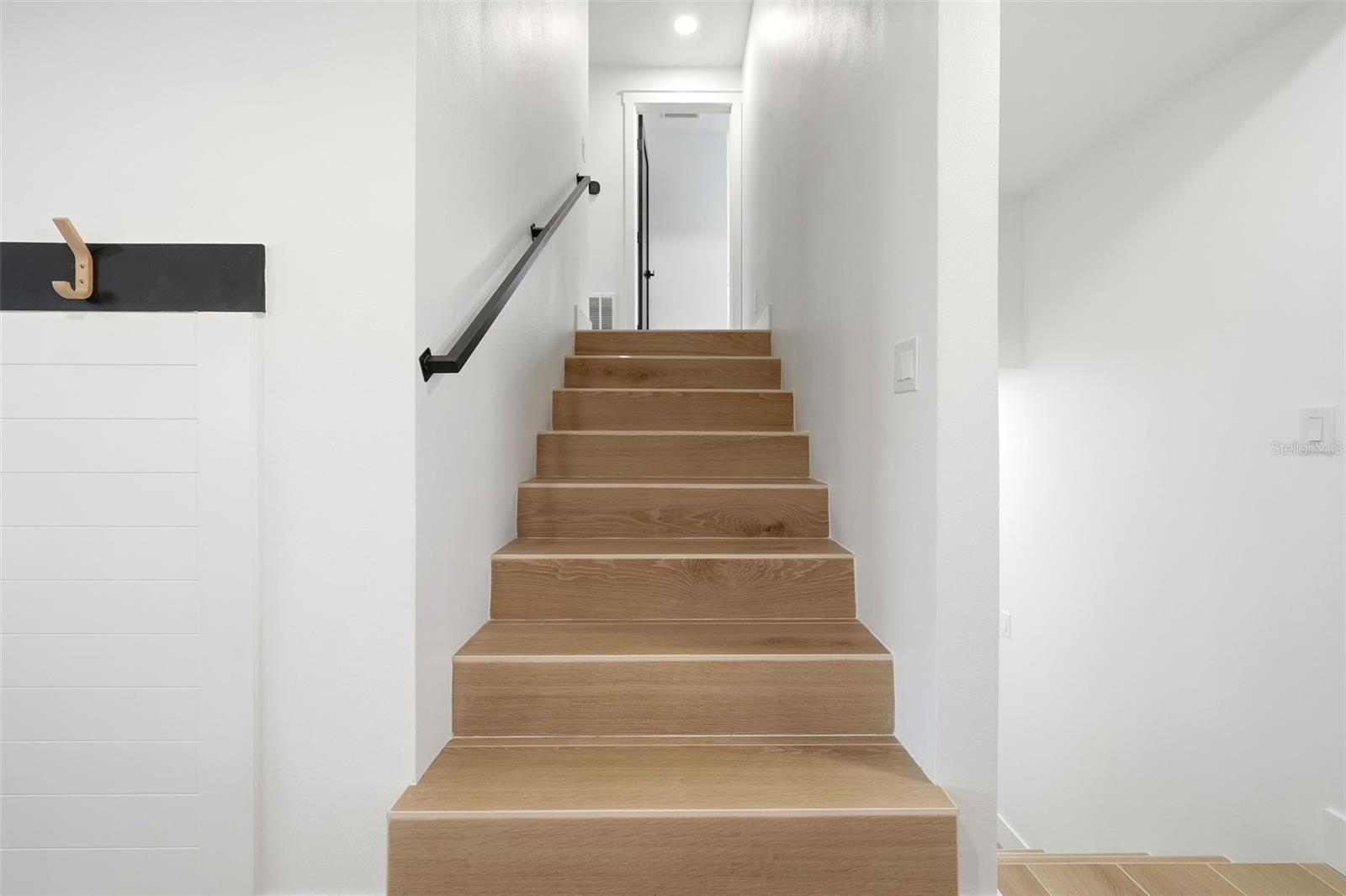 RIVERSIDE PARK - Residential