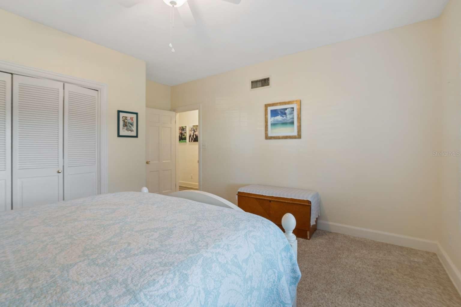 LAKE LINK ESTATES - Residential