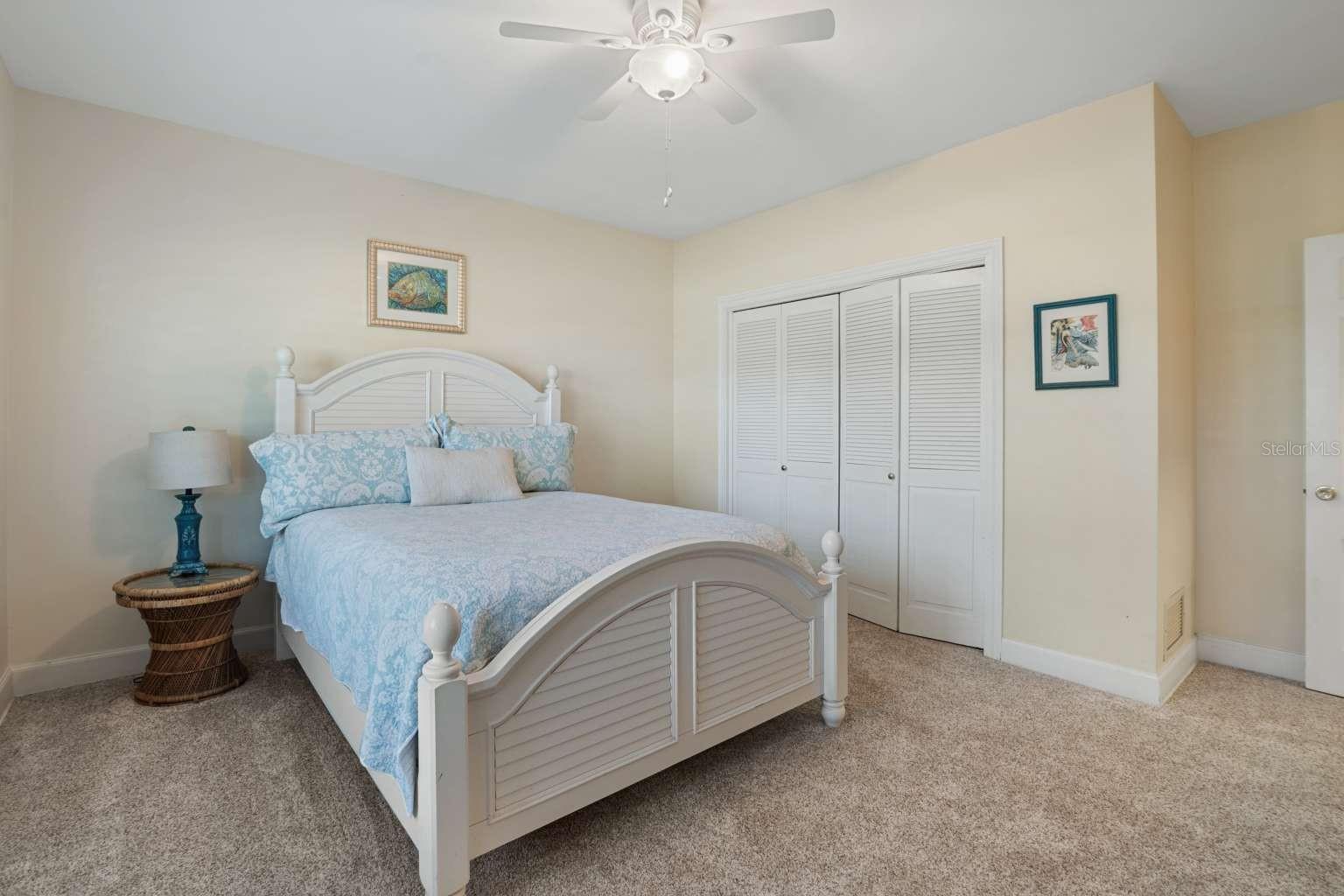 LAKE LINK ESTATES - Residential