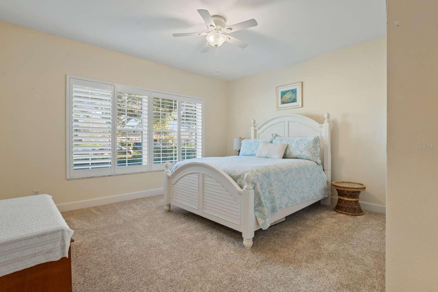 LAKE LINK ESTATES - Residential