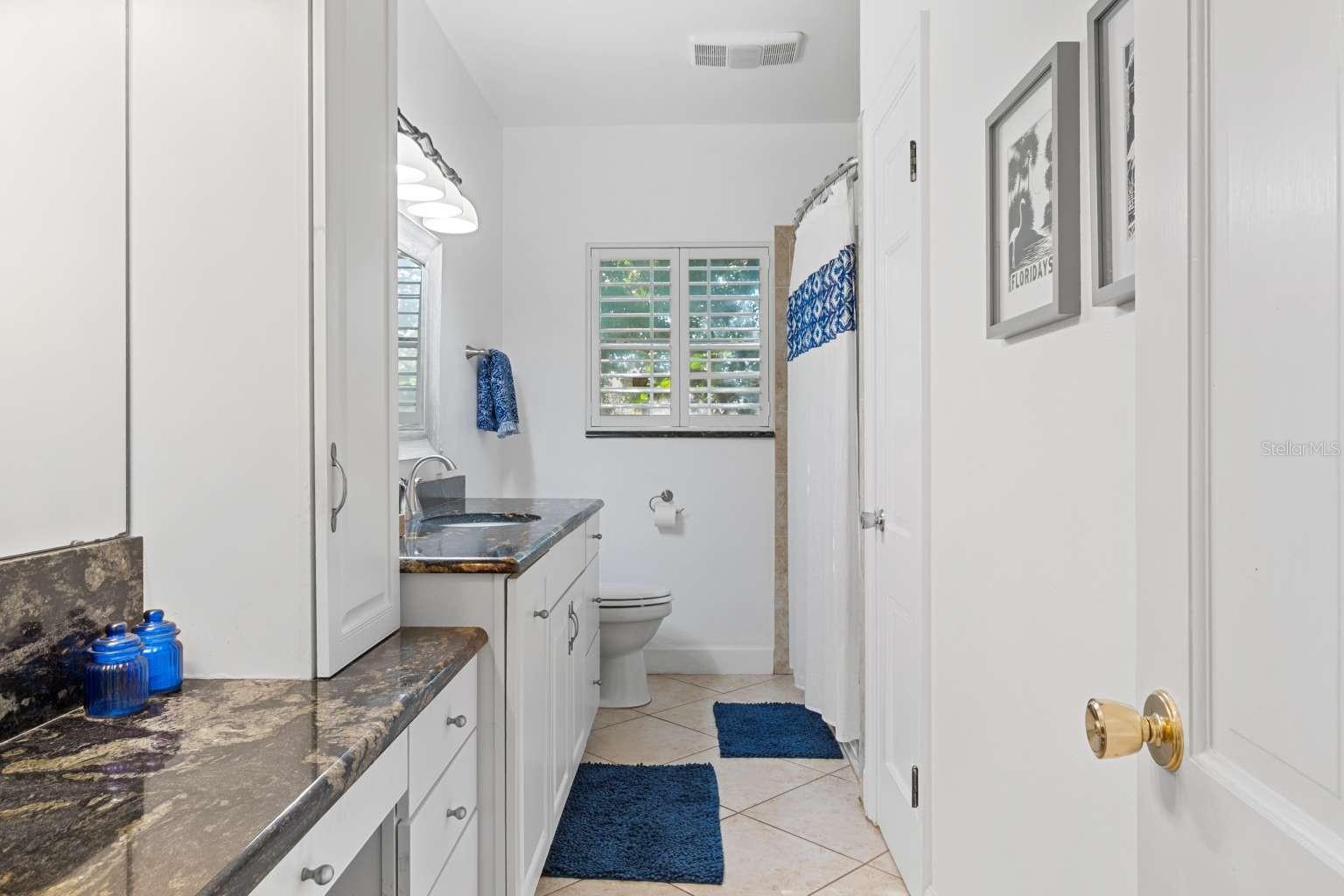 LAKE LINK ESTATES - Residential