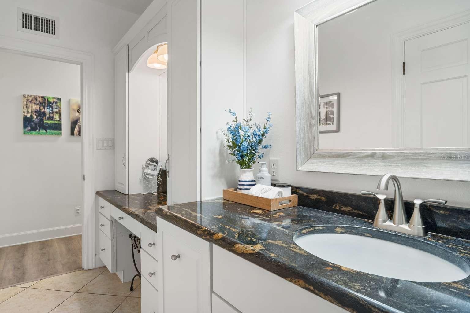 LAKE LINK ESTATES - Residential