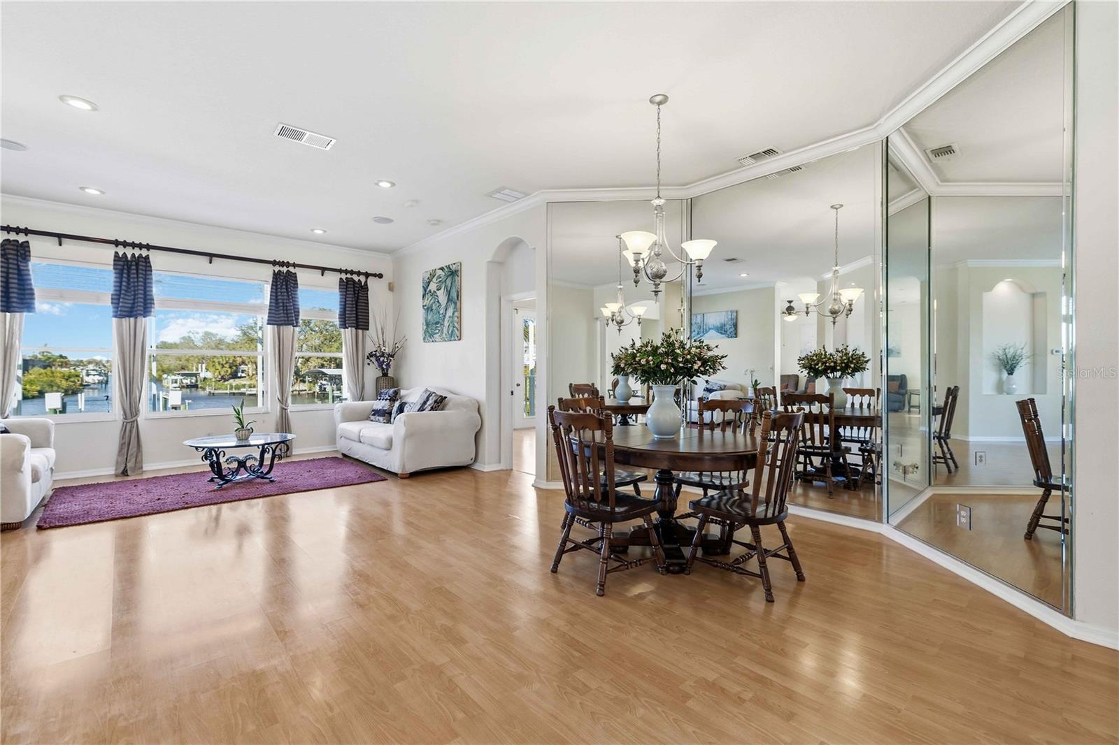 RIVERDALE RESUBDIVIDED - Residential