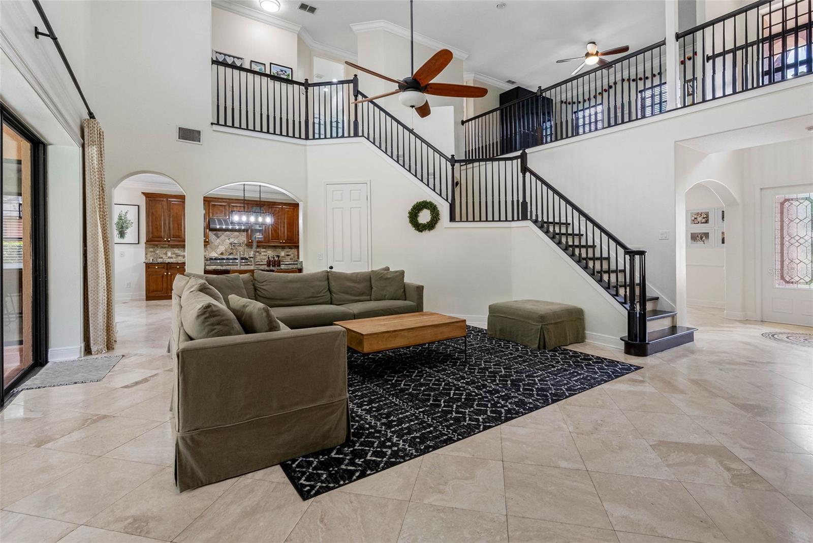 OAK VILLA - Residential