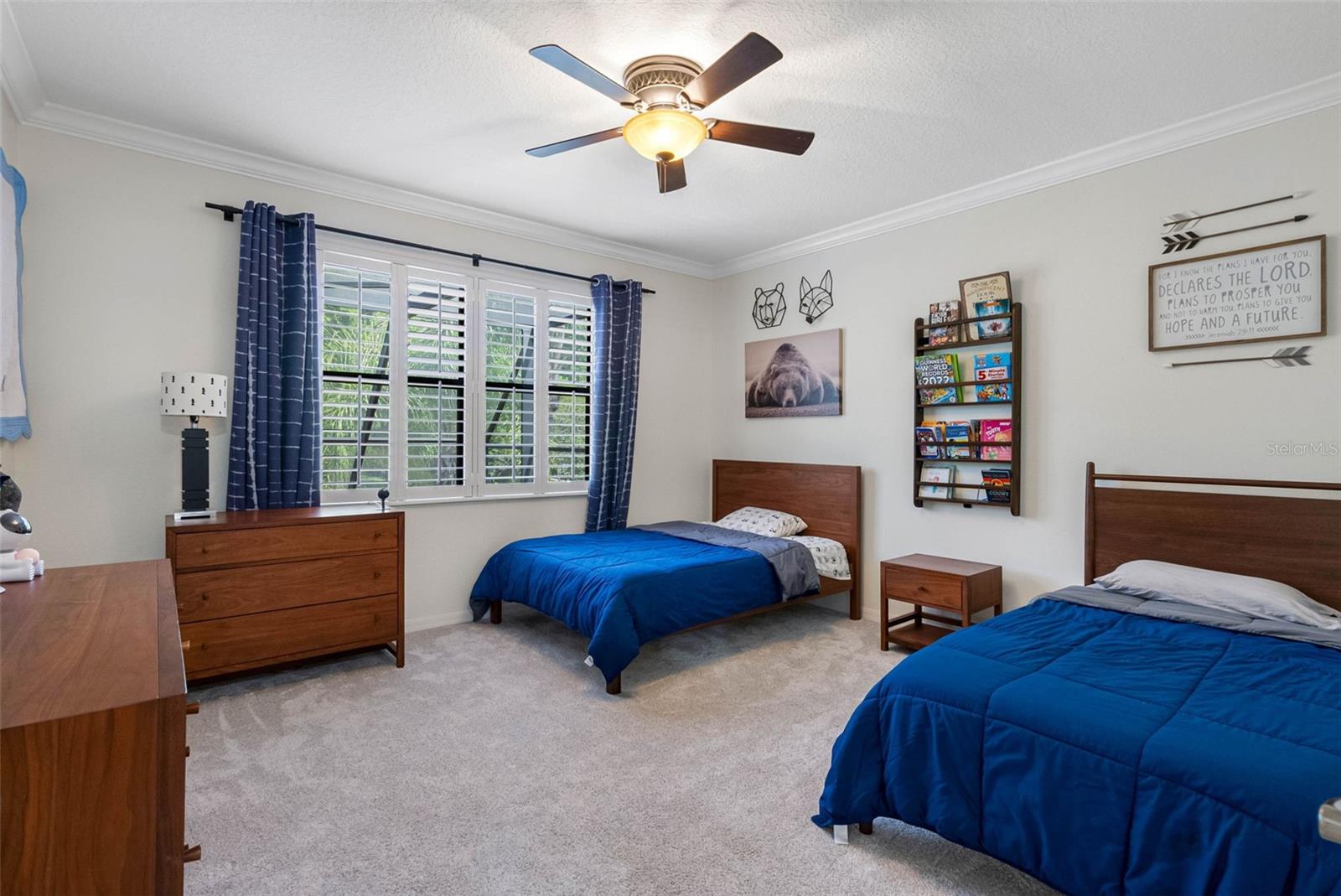 OAK VILLA - Residential