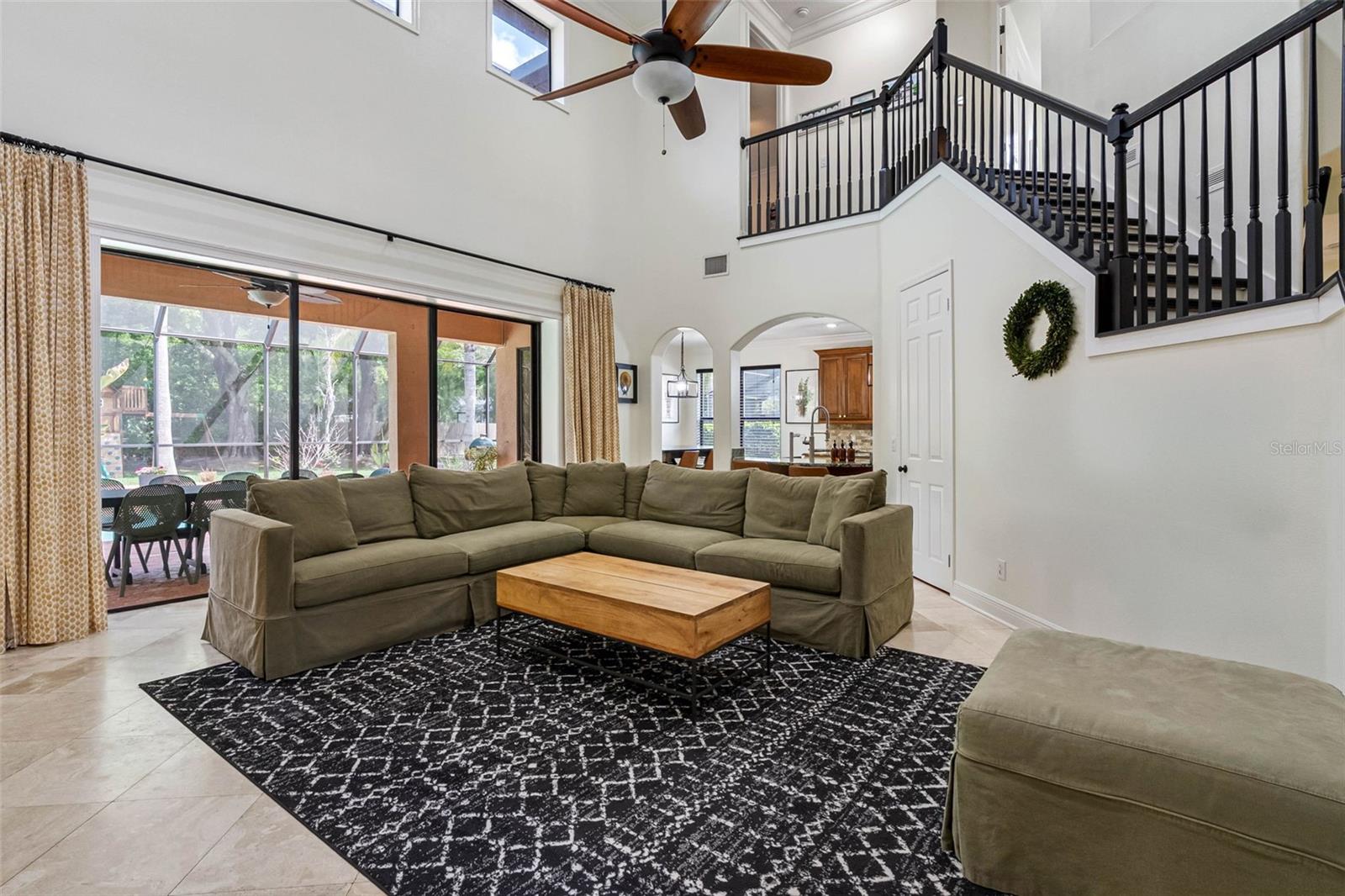 OAK VILLA - Residential