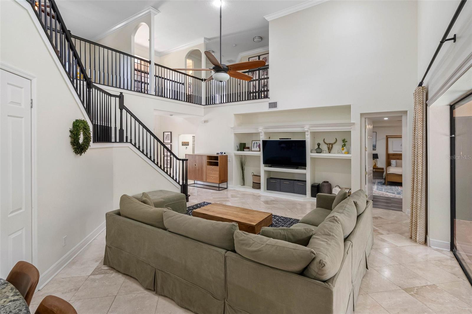 OAK VILLA - Residential