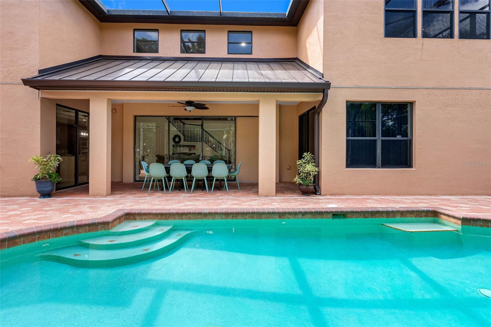 OAK VILLA - Residential