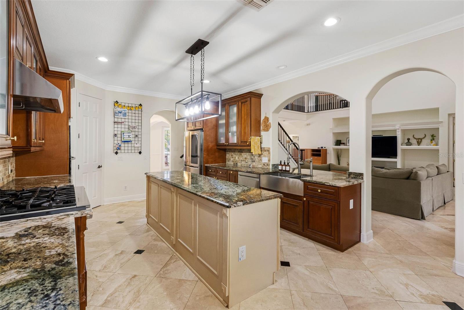 OAK VILLA - Residential