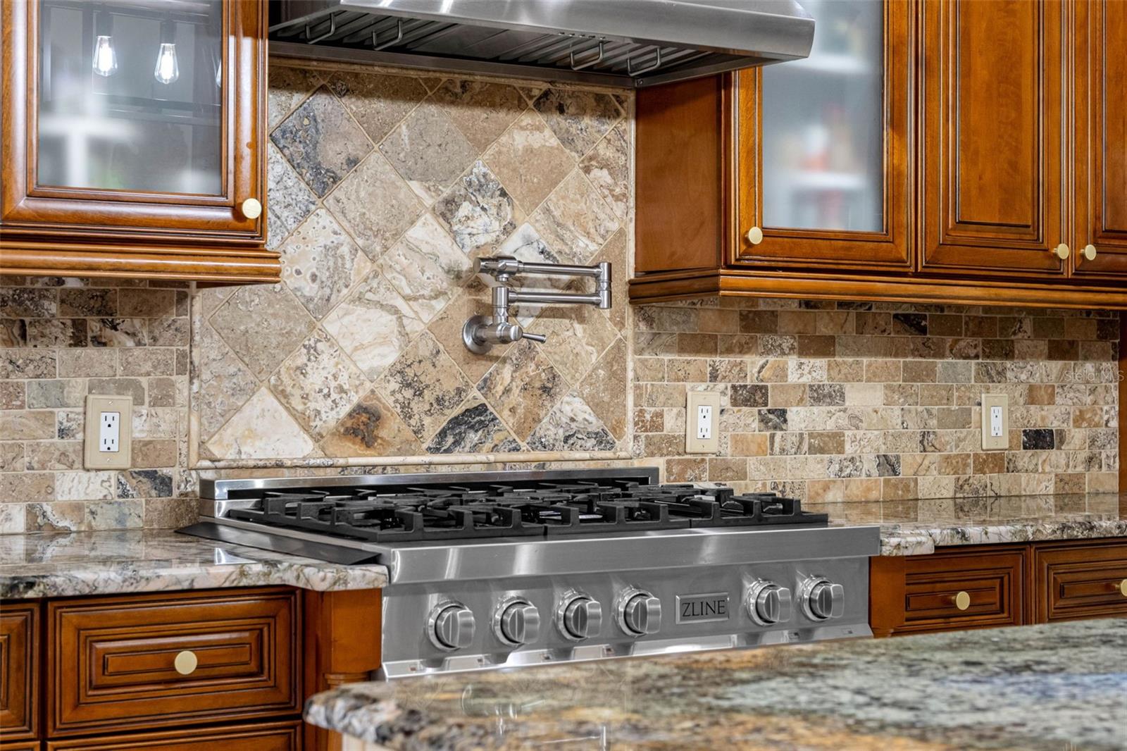 OAK VILLA - Residential