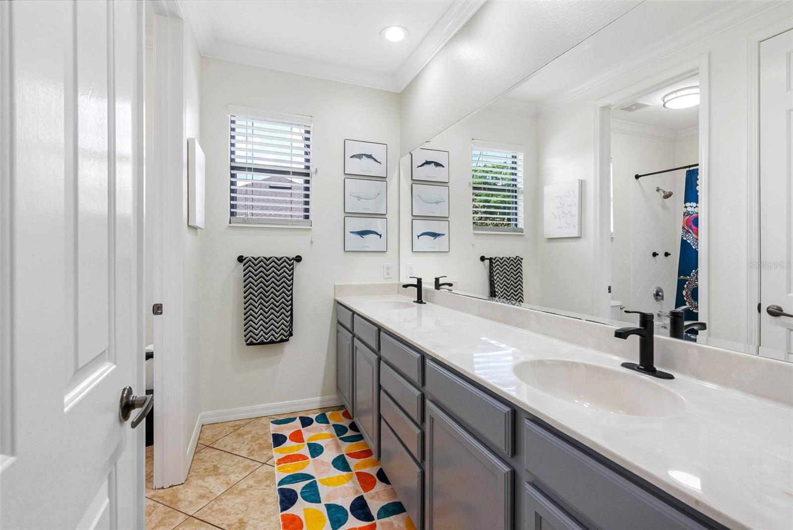 OAK VILLA - Residential