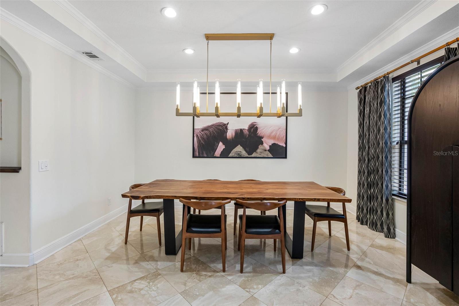 OAK VILLA - Residential