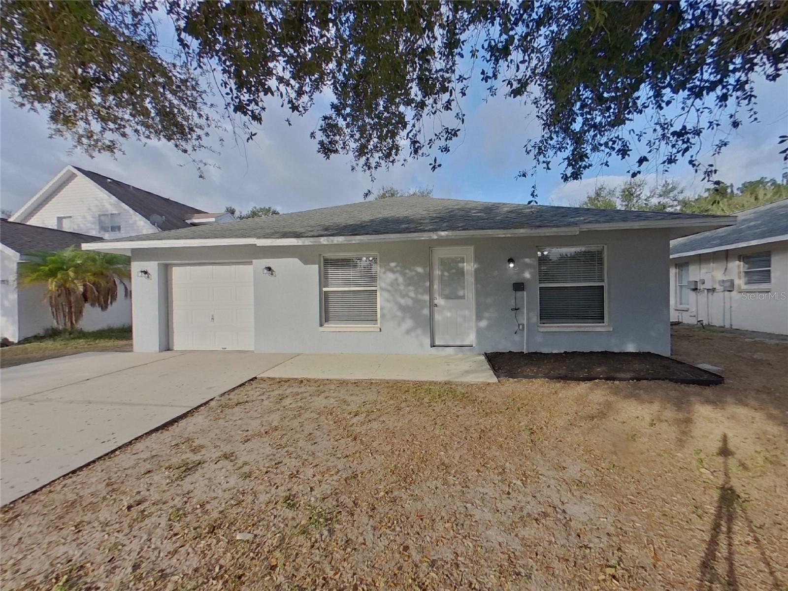 SUMMERVIEW OAKS SUB - Residential Lease