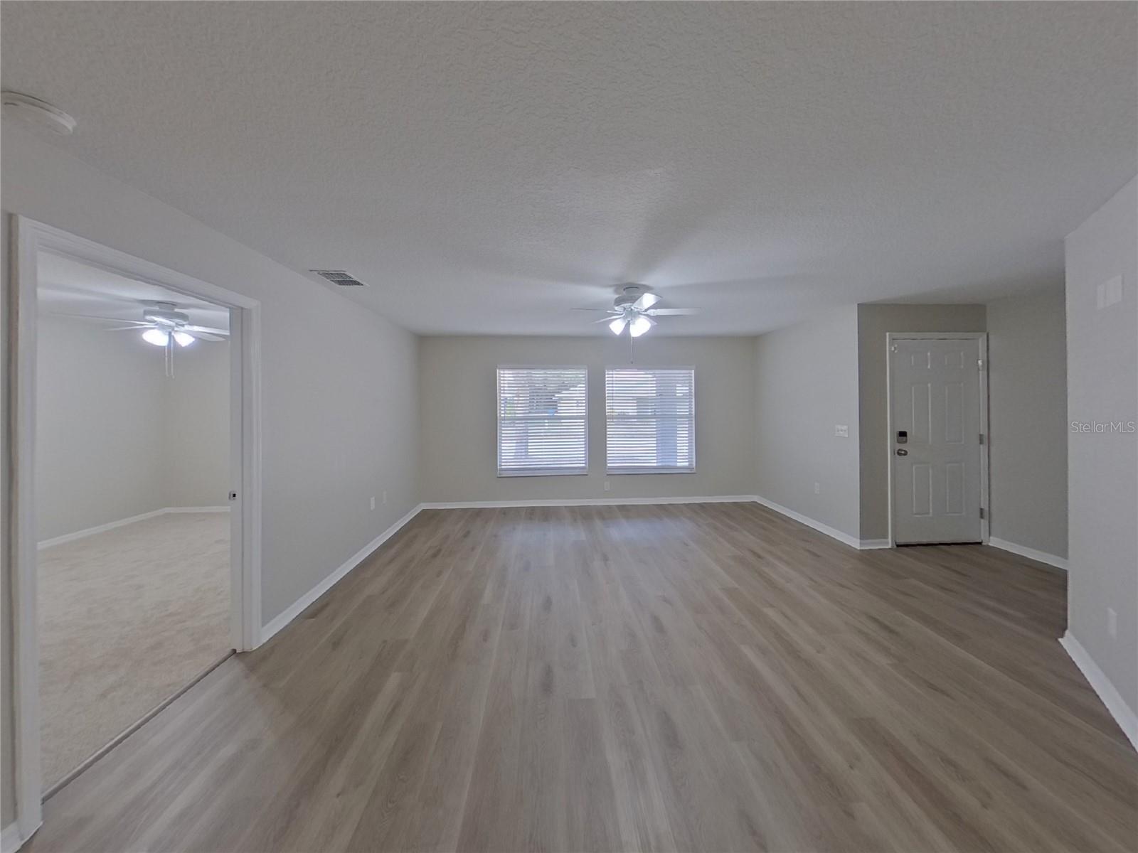 SUMMERVIEW OAKS SUB - Residential Lease