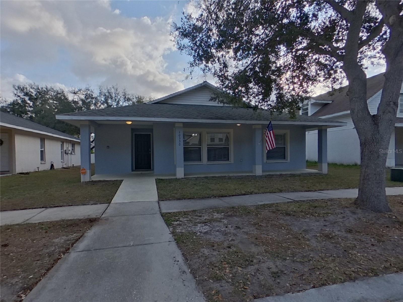 SUMMERVIEW OAKS SUB - Residential Lease