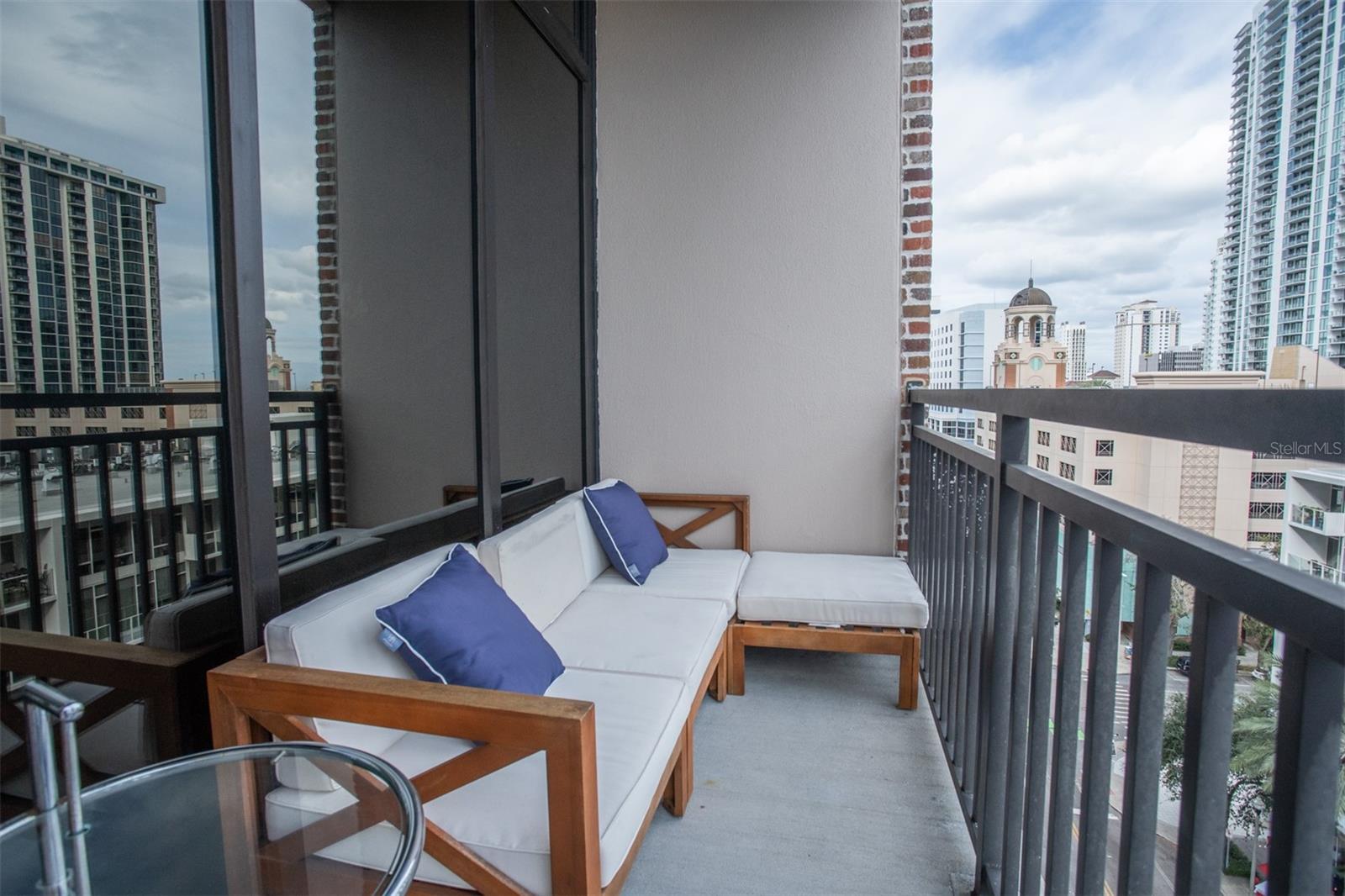 MC NULTY LOFTS CONDO - Residential