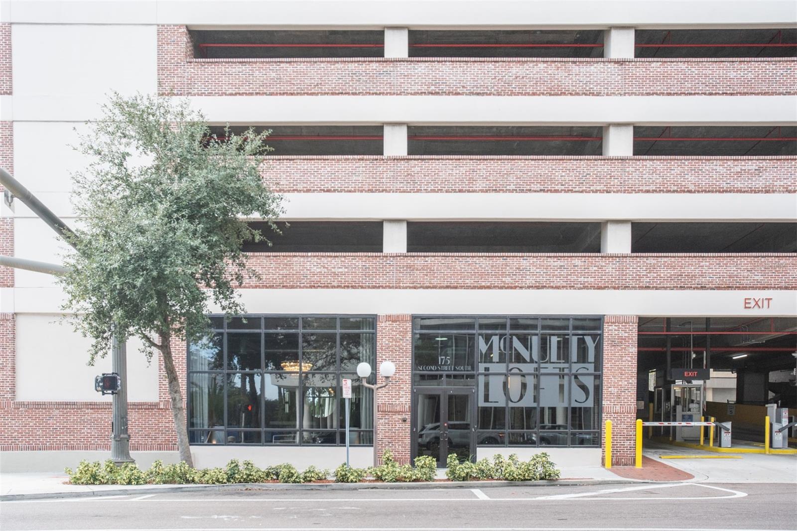 MC NULTY LOFTS CONDO - Residential