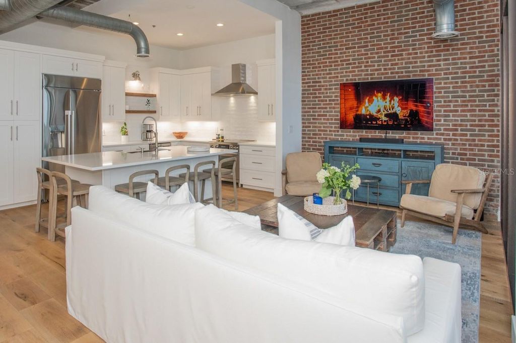 Photo of 175 2nd Street S #808, St Petersburg, FL 33701 (MLS # TB8460395)