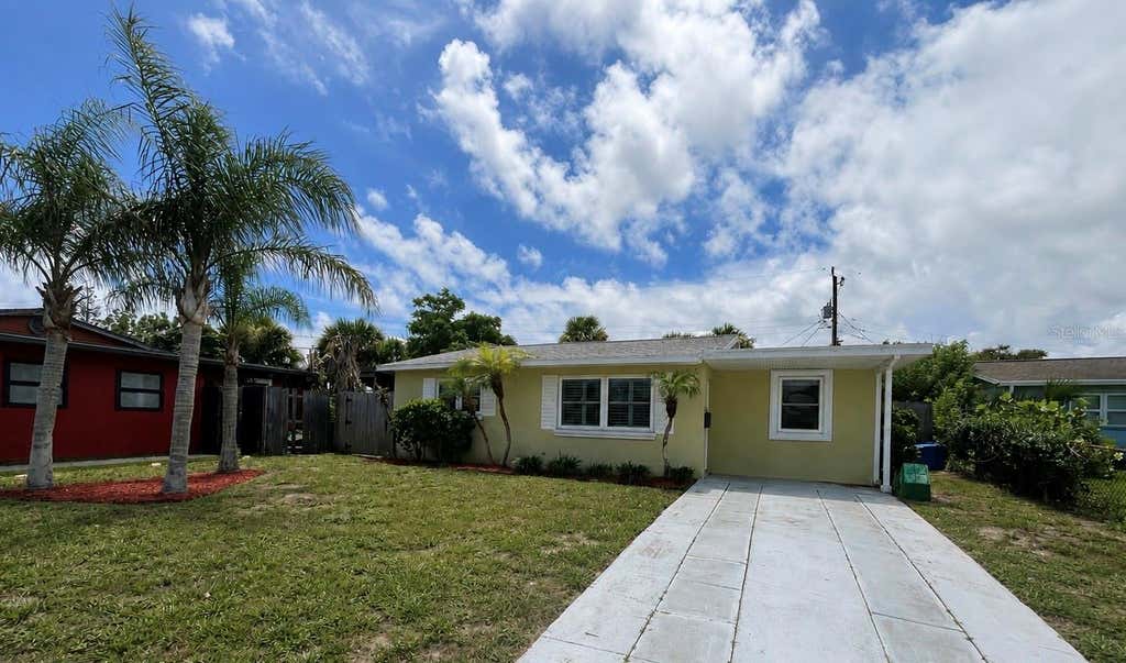 Photo of 46 Seaside Drive, Ormond Beach, FL 32176 (MLS # FC320688)