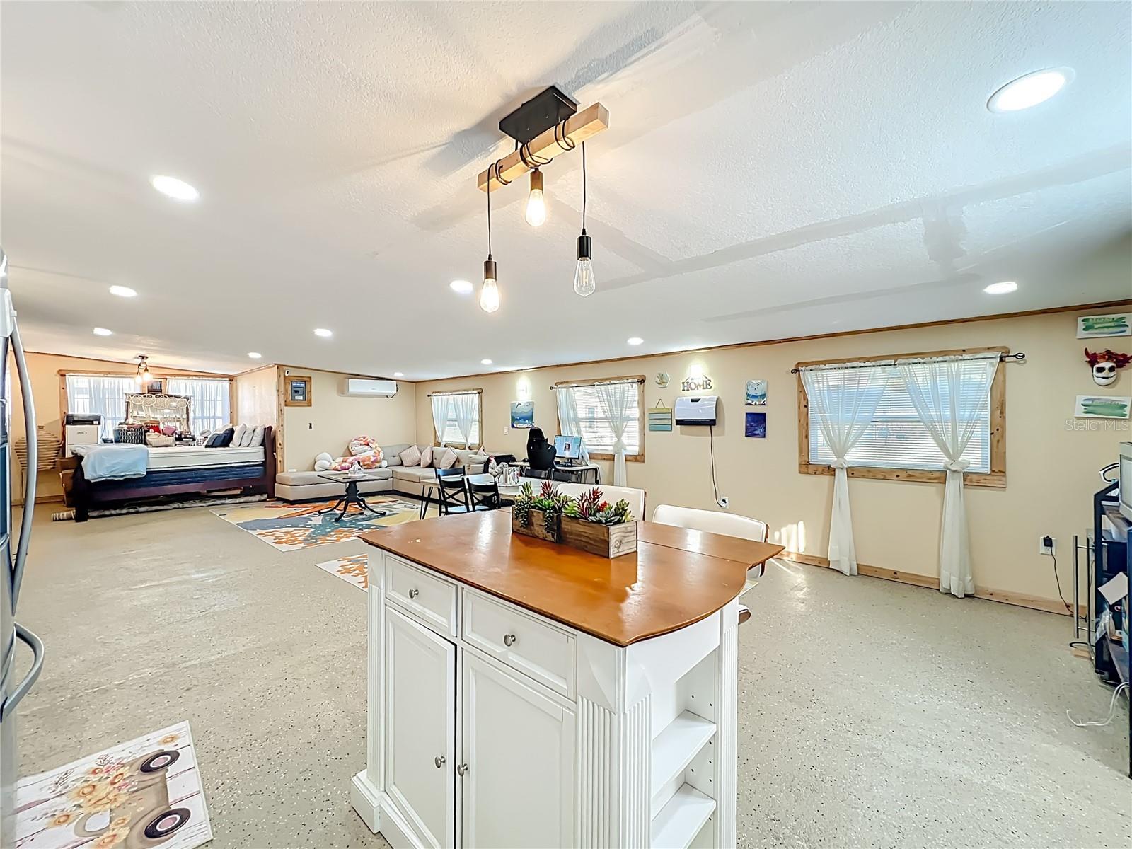 EMERALD LAKE COLONY UNIT 2 - Residential