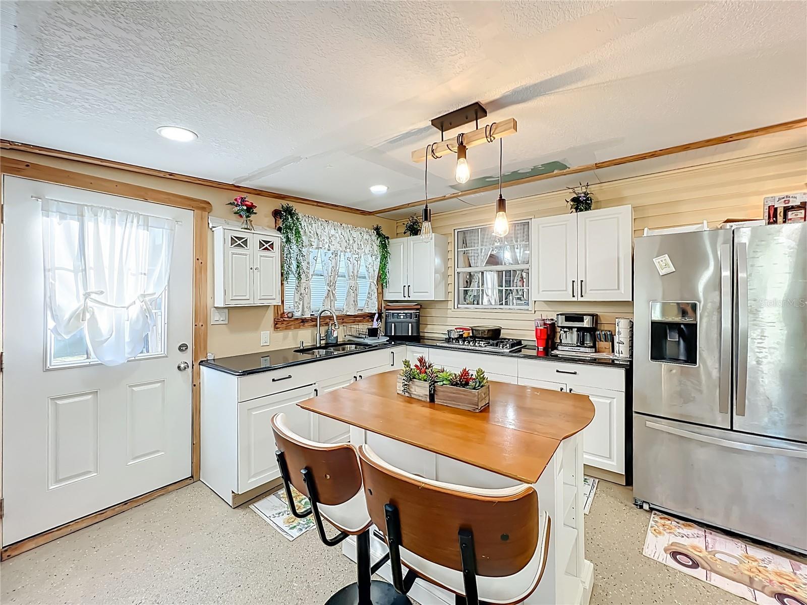 EMERALD LAKE COLONY UNIT 2 - Residential